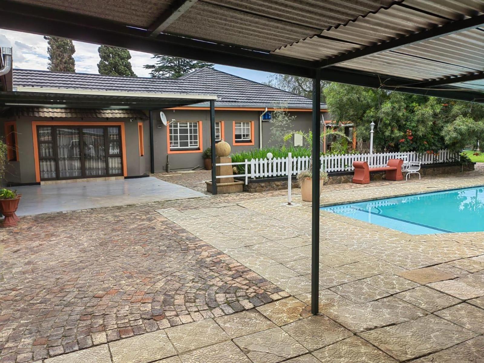 Sibahlenomhlambi Guesthouse Springs  Dış mekan fotoğraf