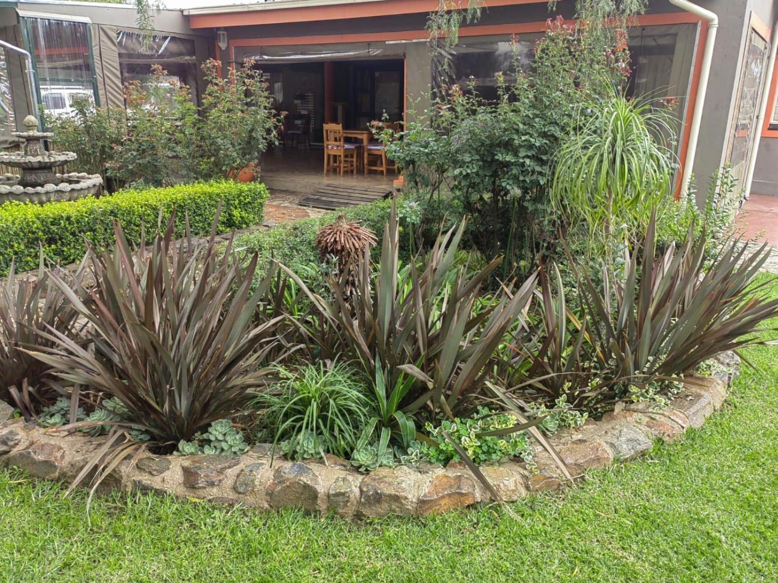 Sibahlenomhlambi Guesthouse Springs  Dış mekan fotoğraf