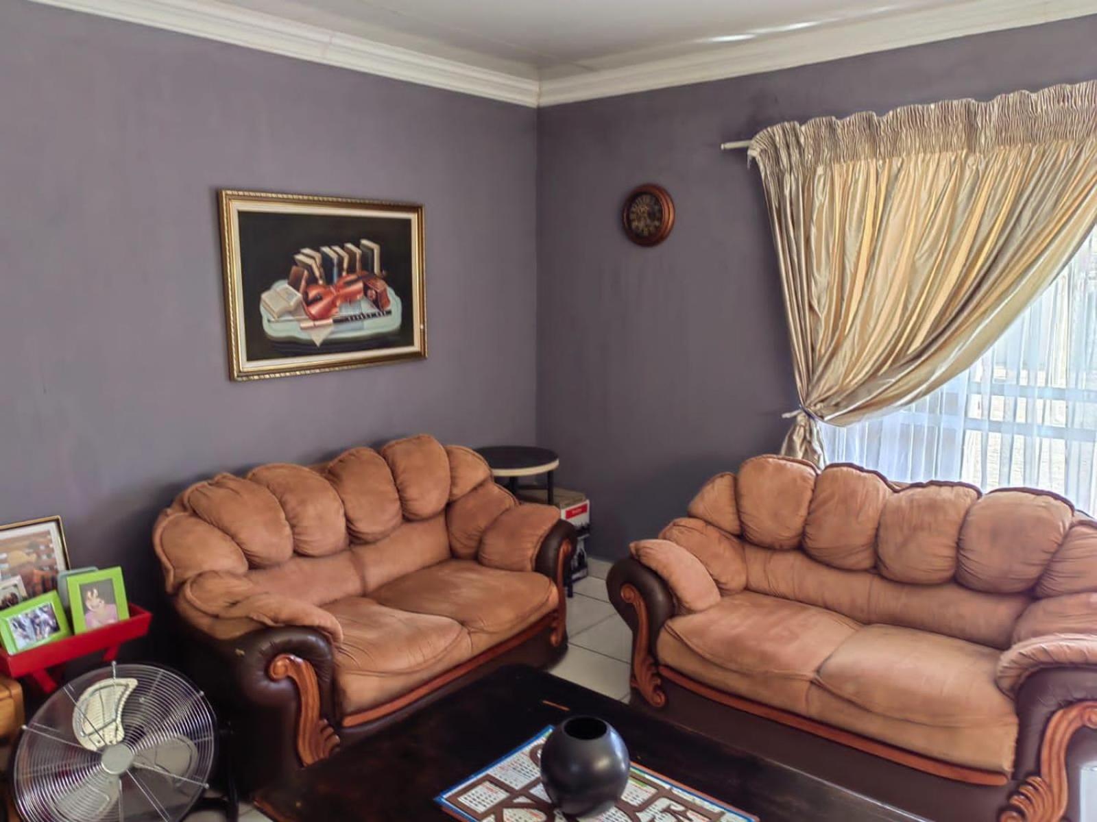 Sibahlenomhlambi Guesthouse Springs  Oda fotoğraf