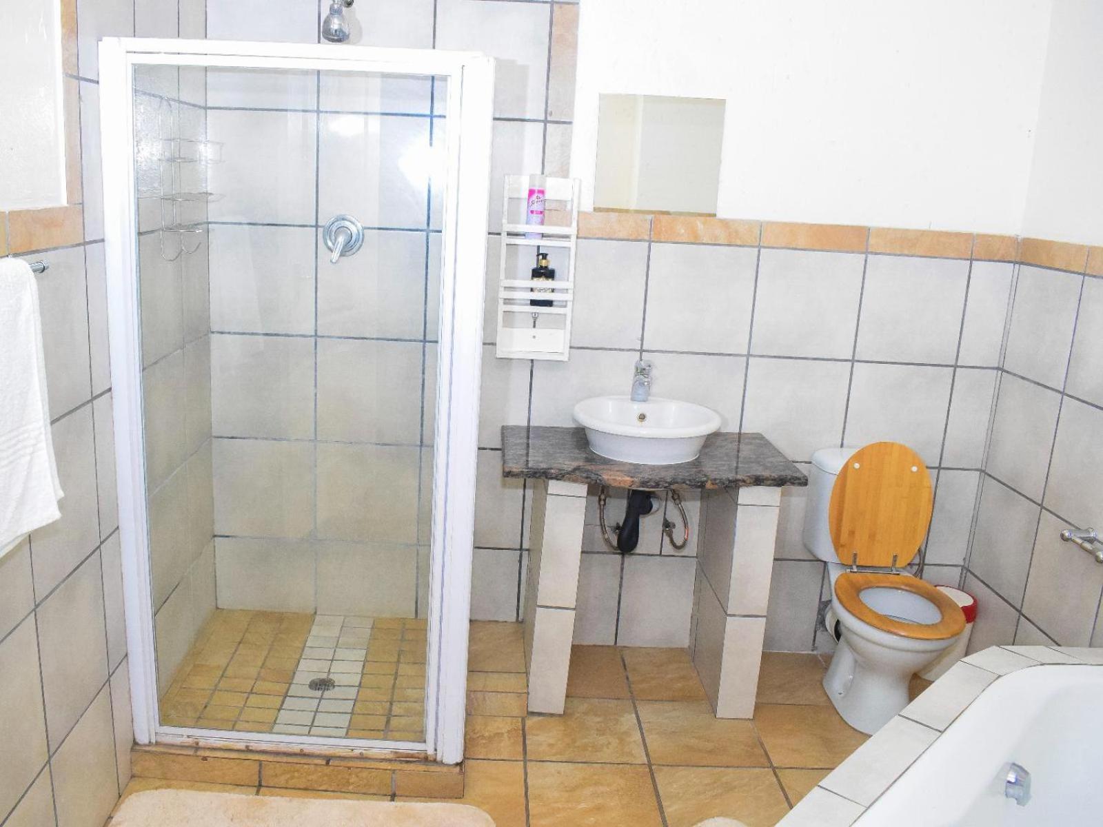 Sibahlenomhlambi Guesthouse Springs  Oda fotoğraf